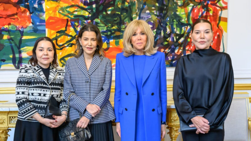 بتعليمات سامية من جلالة الملك، استقبال صاحبات السمو الملكي الأميرات للا مريم وللا أسماء وللا حسناء لمأدبة غداء بقصر الإليزي، بدعوة من السيدة بريجيت ماكرون