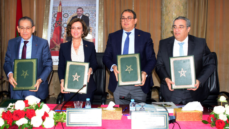 بني ملال… اجتماع المجلس الإداري لشركة التنمية السياحية وتوقيع اتفاقيات شراكة لتطوير القطاع السياحي بالجهة