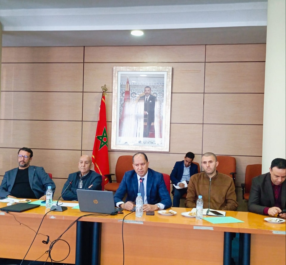 مدير  الأكاديمية الجهوية للتربية والتكوين لجهة الدار البيضاء سطات يترأس اجتماع اللجن المنبثقة عن المجلس الإداري