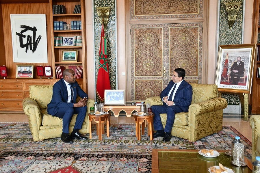 بوريطة يستقبل وزير الشؤون الخارجية القمري حاملا رسالة من الرئيس غزالي عثماني إلى جلالة الملك