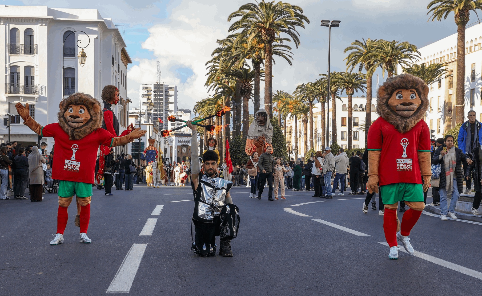 كأس إفريقيا للأمم (المغرب 2025): استعراض فني بهيج بالرباط بإيقاعات وألوان إفريقية